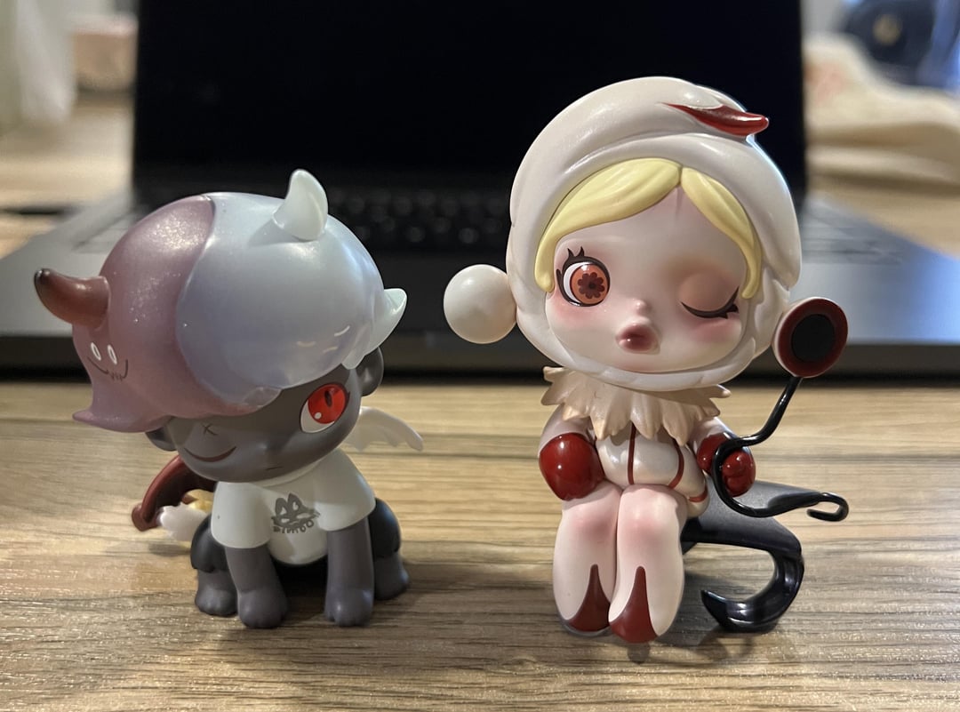 SKULLPANDA The Duality (White) Image
